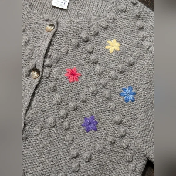 Orvis 100% Shetland wool Cardigan floral design - Picture 10 of 10